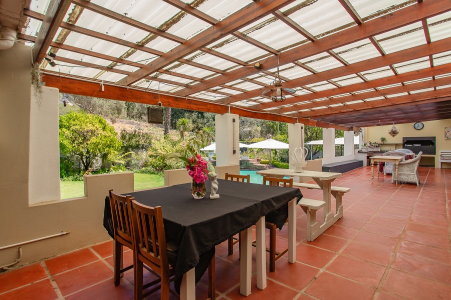 To Let 6 Bedroom Property for Rent in Groenvlei Western Cape